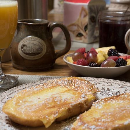 Munro House Bed And Breakfast Jonesville Екстер'єр фото