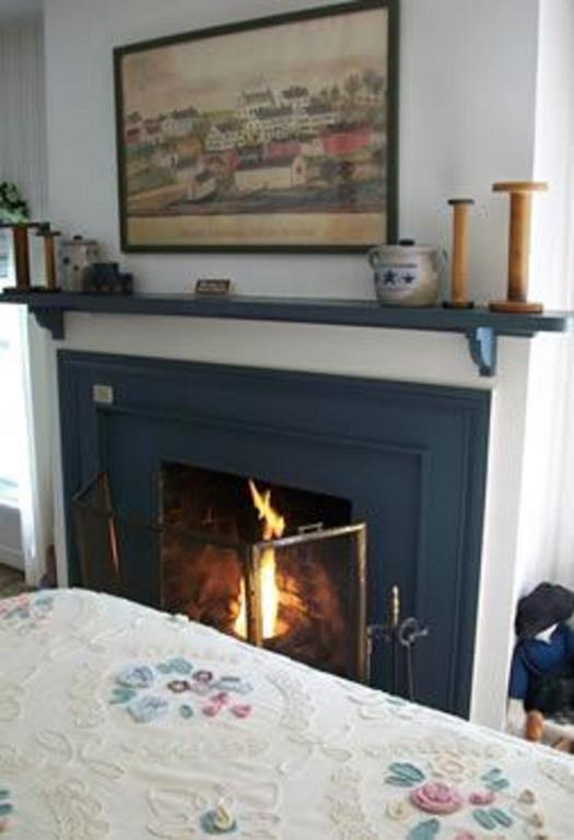 Munro House Bed And Breakfast Jonesville Номер фото
